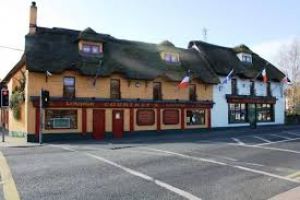 Courtney's Lounge Bar & Restaurant